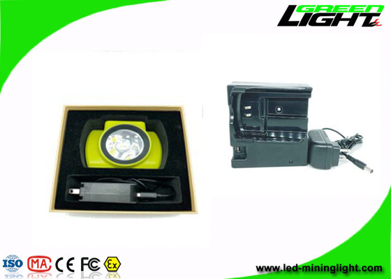 800mA Ασύρματη λάμπα καπακιού 18000lux 6,8Ah Panasonic Lion Battery OLED Επαναφορτιζόμενη οθόνη Miner Headlight σιλικόνης ABS